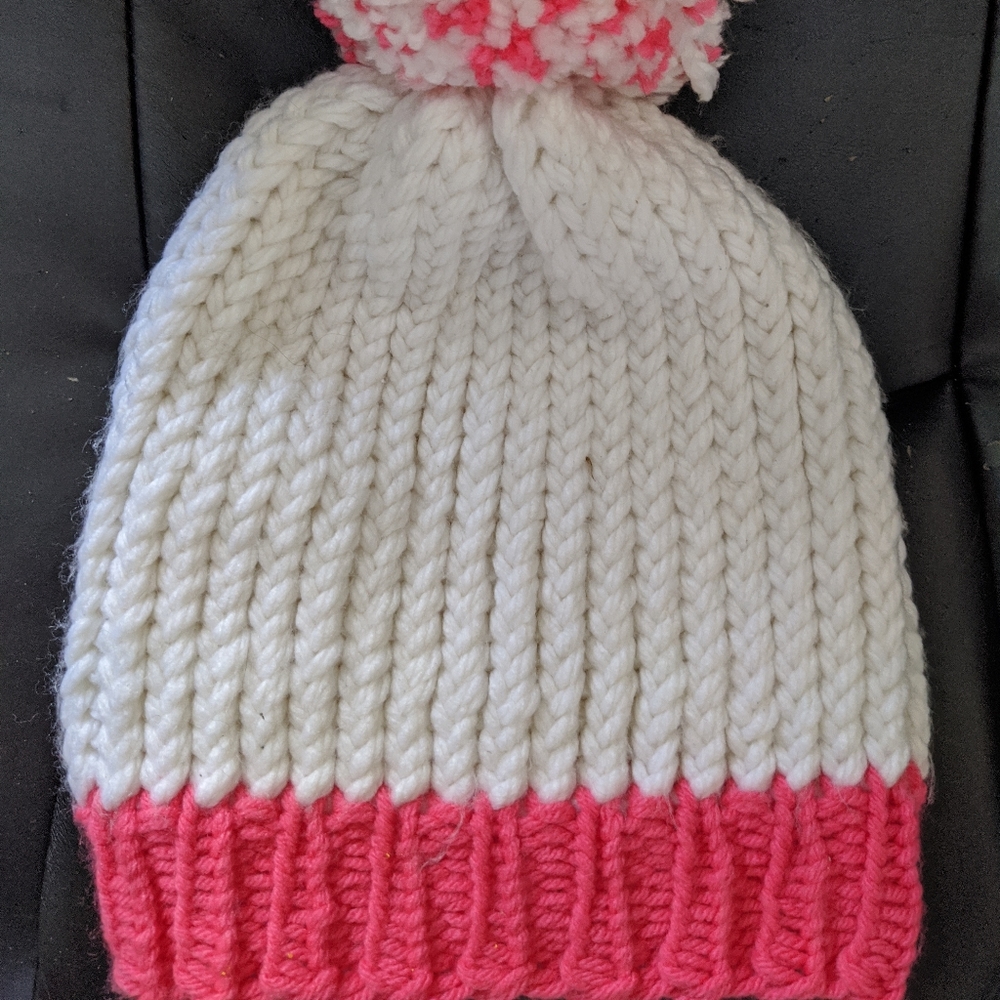 Wool toque - Picture 2 of 2